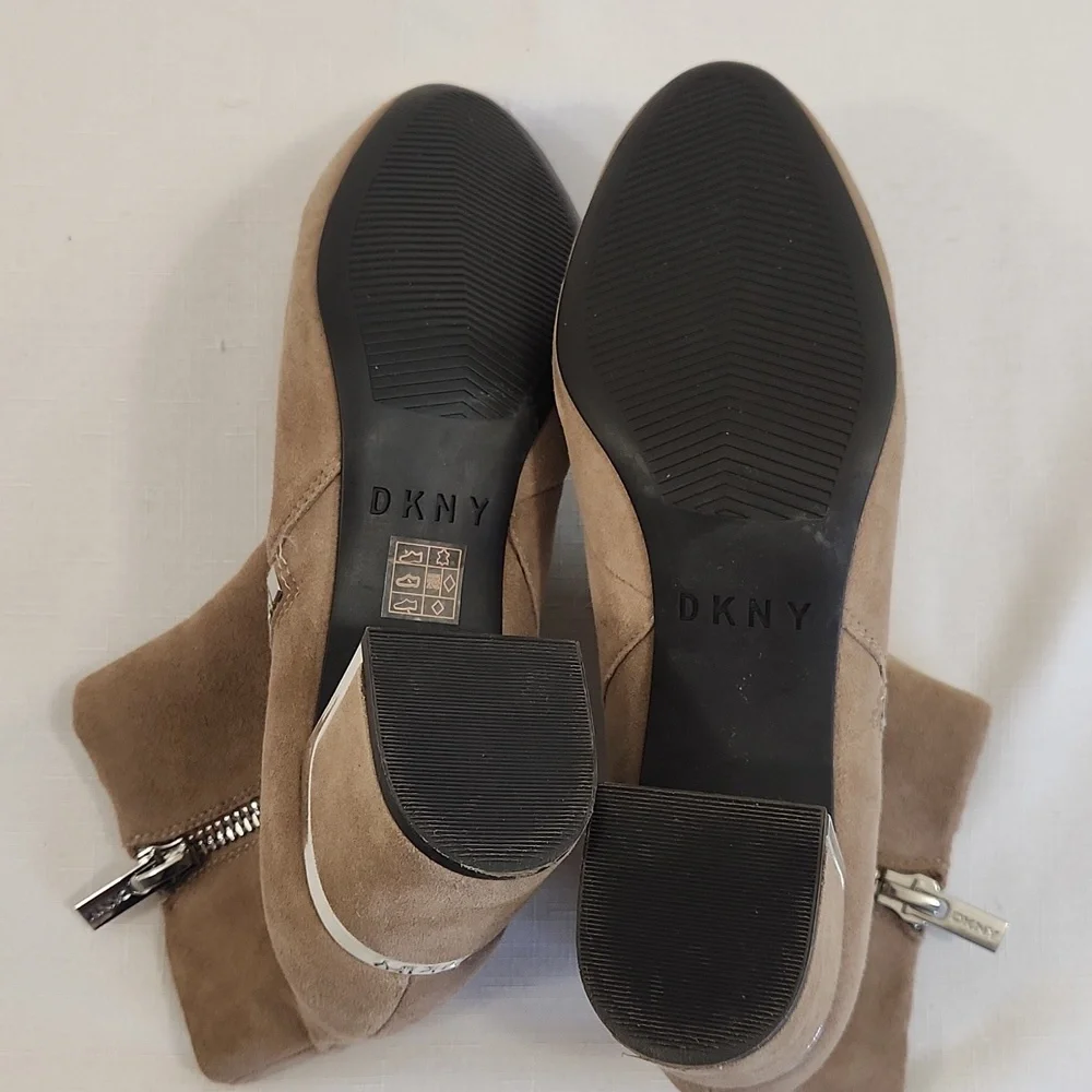 Dkny super cute